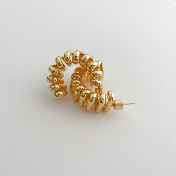 Gold Hoop Earrings Vintage Earrings Statement Earrings​​​​​​​​​​​​​​​​​​​​​ - Picture 4 of 4